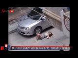 台湾:台中--妈妈尿急上厕所 竟教年幼儿子自助