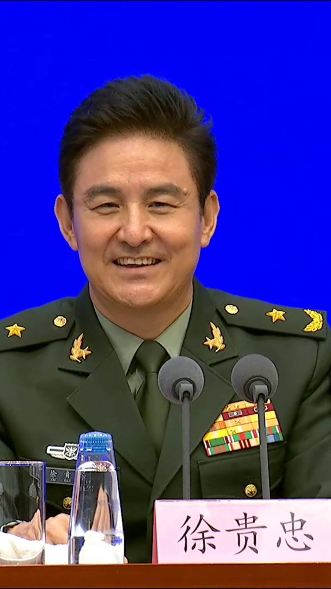 9月3日閱兵活動聯合軍樂團前排設置80名禮號手 寓意抗戰勝利80周年